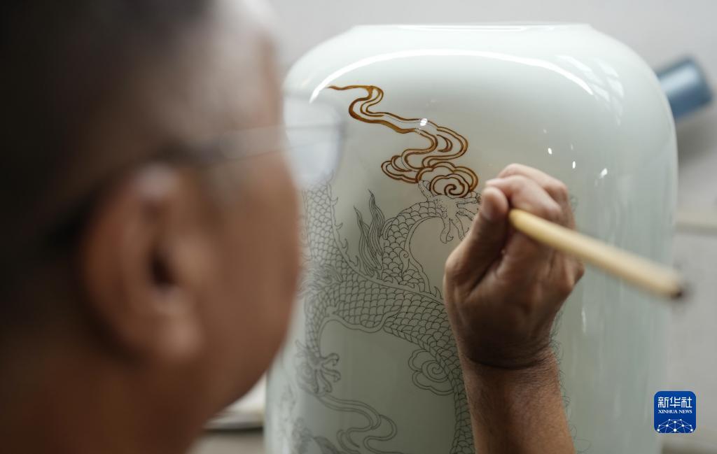 娱网棋牌在哪下